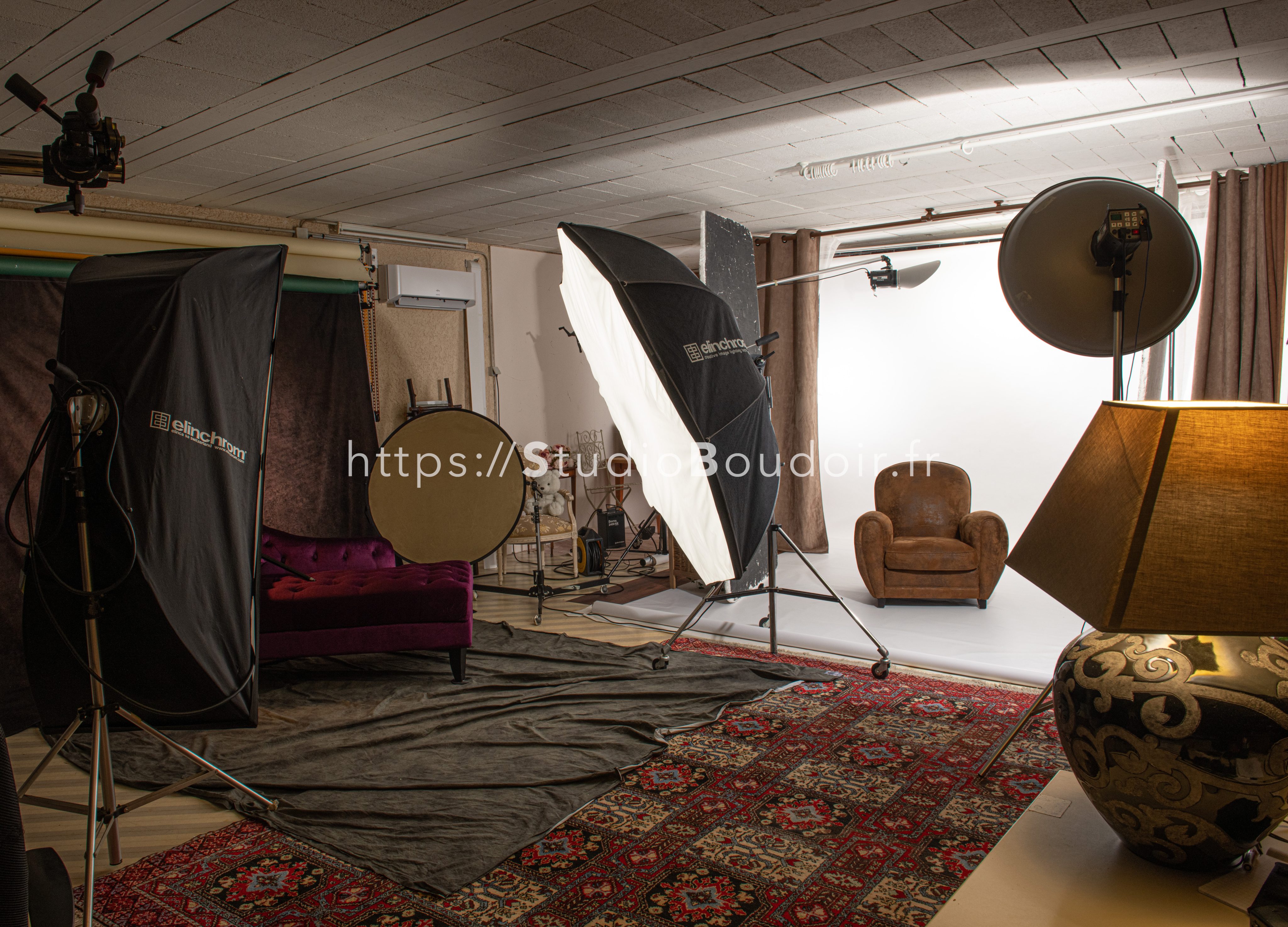 Bienvenue au Studio Boudoir : 40 ans de passion, titres d'excellence et portraits sur mesure