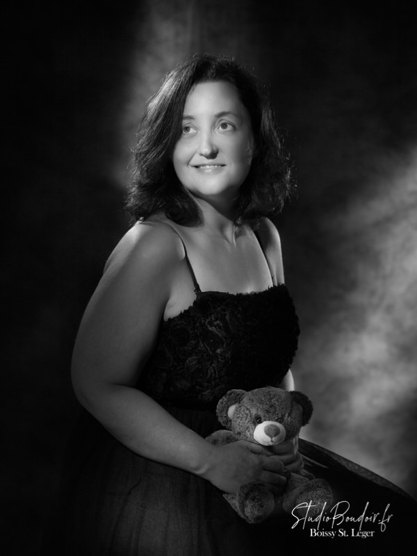 Actrice de théatre pour book actrice et acteur, photo d'art en noir et blanc façon Hollywood année 50 pour artiste