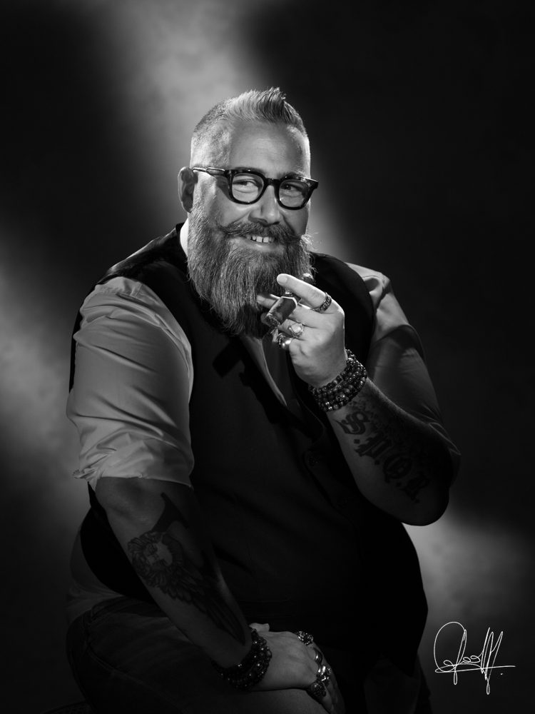 photo noir et blanc, dans le style cinéma Hollywood 