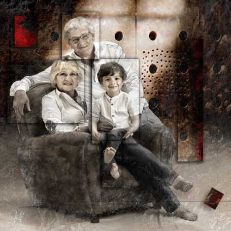 Tableau de famille après un shooting de M.Godefroy au Studio Boudoir à Boissy Saint. Léger dans le Val de Marne