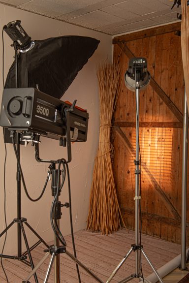 stylisme fond bois pour décor mode en studio à Boissy Saint Léger 94
